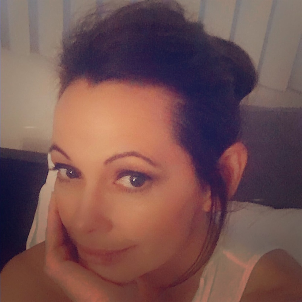 Meet your Posher, Michele